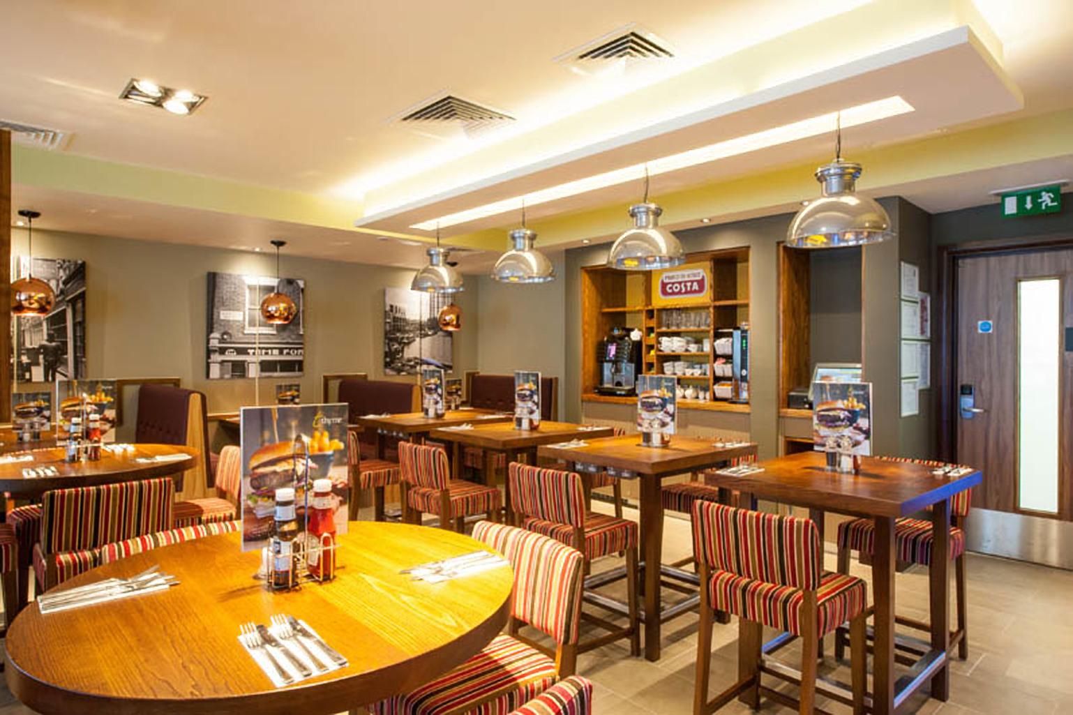 Premier Inn London Hackney 외부 사진
